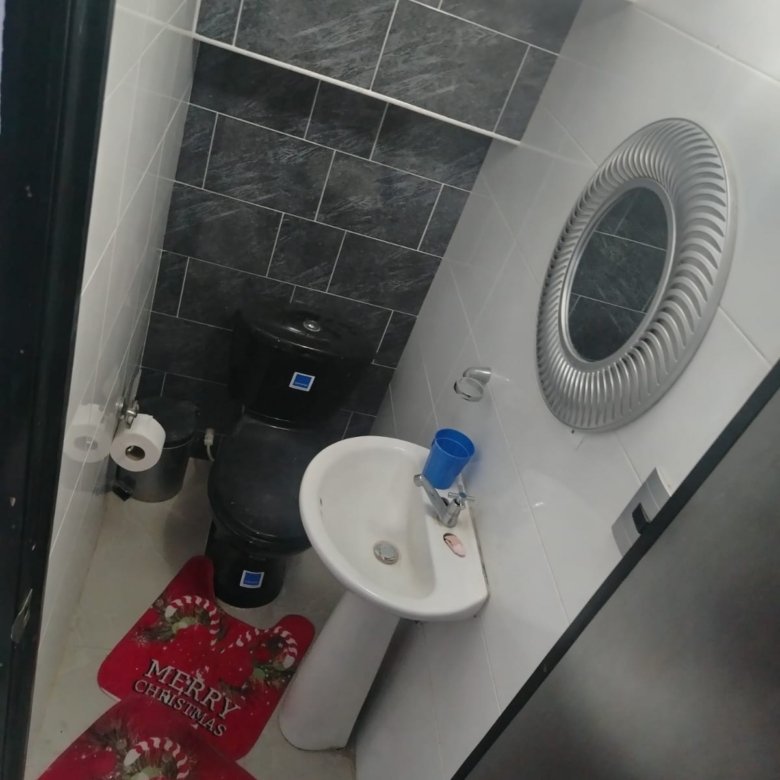 780